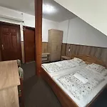 Rozsakert Panzio Pensjonat 3*