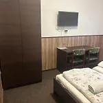 Rozsakert Panzio 3*
