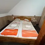 Rozsakert Panzio Guest house