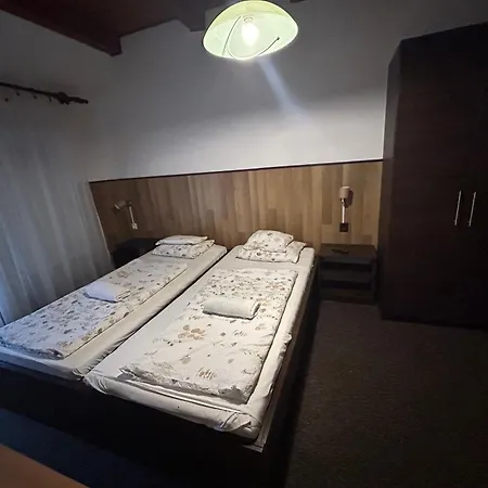 Vendégház Rózsakert Panzió Nyíregyháza