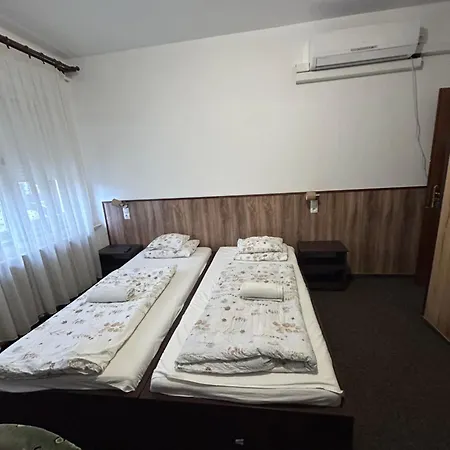 Rozsakert Panzio Nyíregyháza