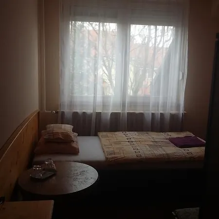 Vendégház Rózsakert Panzió *