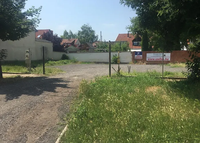 Rozsakert Panzio 게스트하우스 Nyíregyháza